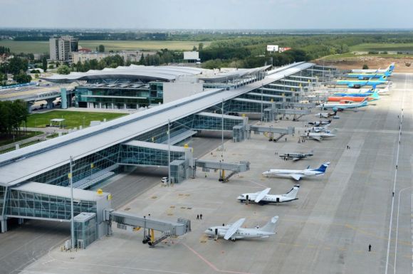 У номінації «Інженерні споруди та об’єкти транспортної інфраструктури» І місце присуджено «Будівництву термінального комплексу Державного Міжнародного Аеропорту «Бориспіль». Термінальний комплекс «D». Всього в цій категорії номінувались 11 об’єктів.