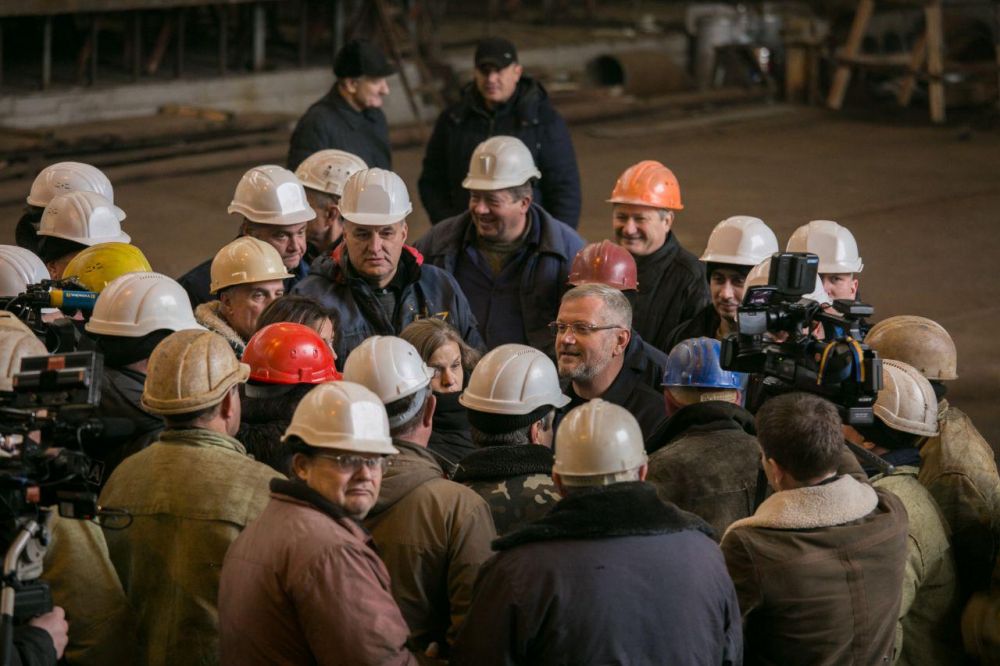 Встреча с работниками Николаевской судоверфи, жителями города и однопартийцами из Оппозиционного Блока