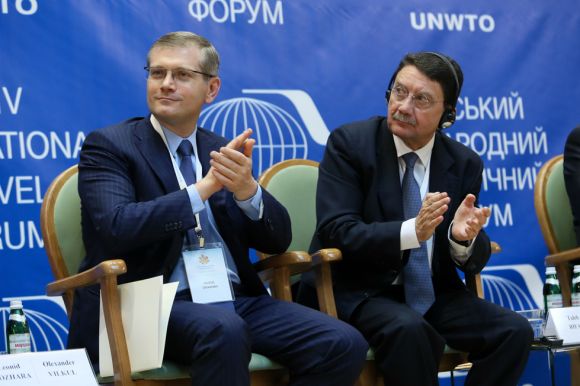 Віце-прем’єр-міністр Олександр Вілкул та генеральний секретар Всесвітньої туристичної організації Талеб Ріфаі