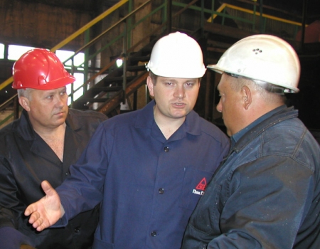 Очоливши в 2003-2004 роках Центральний ГЗК, а потім і Північний ГЗК, Олександр Вілкул був одним з наймолодших промислових топ-менеджерів України. Тоді йому було 29 років.